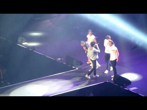 (HD) One Direction - I Want - Madison Square Garden, New York