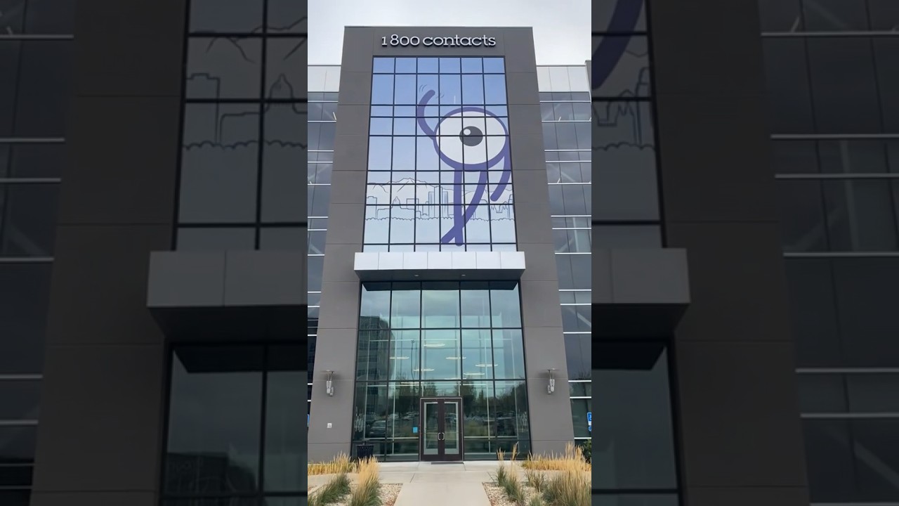 New and improved side-of-the-building Seemore 😍 #1800contacts