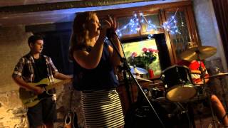 Lincoln, Boone & Genevieve Rogers - Authority Song (John Mellencamp)