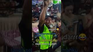 Download lagu BAPAK MENOT KEMBALI BERAKSI NYANYI GELANDANGAN LANGIT SEBAGAI ATAP RUMAHKU YEEE!!!!CS.CAAF MUSIC mp3