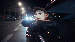 Cantantes Lyrics English Translation