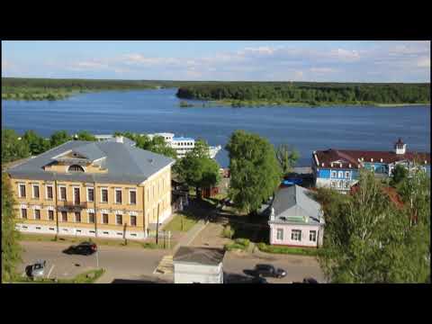 Панорама Мышкина с колокольни Собора Успения Богородицы.