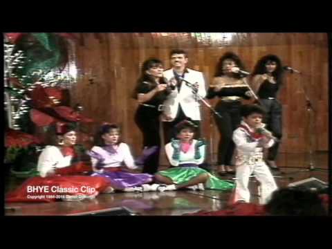 Bruno Mars (Age 4) - LIVE IN HAWAII - "Elvis Medley" (w/Mom, Dad & The Love Notes) (BHYE)