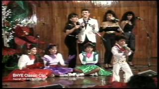 Bruno Mars (Age 4) - LIVE IN HAWAII - &quot;Elvis Medley&quot; (w/Mom, Dad &amp; The Love Notes) (BHYE)