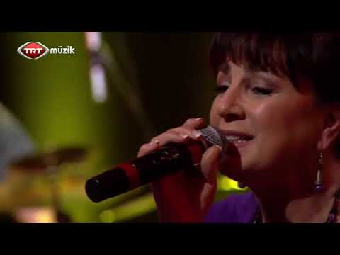 Yasemin Göksu - El Vurup Yaramı İncitme Tabip  ● Canlı Performans | TRT Müzik