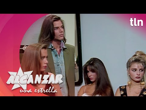 The "Paper Dolls" lose at the festival | Reach for a Star II | Chapter 73 | tlnovelas