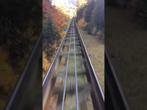 Fahrt mit der Standseilbahn