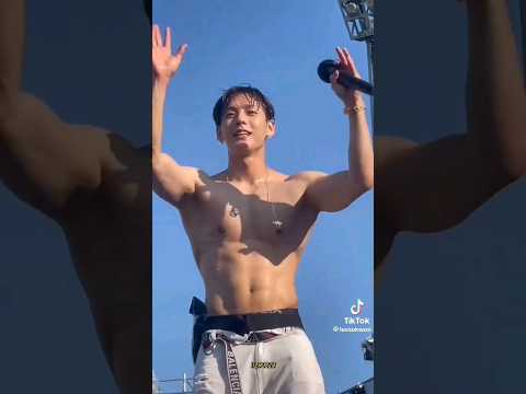 BTOB's Minhyuk at the waterbomb was crazy🔥. #btob #minhyuk