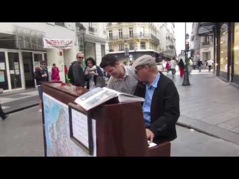 Spontaneous Jazz duet on Street Piano in Paris #2