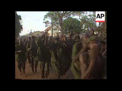 Uganda - Villagers flee to stay out of LRA control