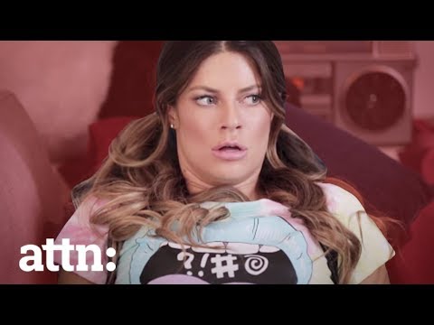download lagu mp3 mp4 Hannah Stocking Undivided Attn, download lagu Hannah Stocking Undivided Attn gratis, unduh video klip Hannah Stocking Undivided Attn