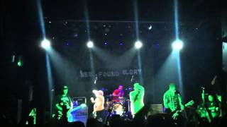 New Found Glory - "Never Give Up" & "The Great Houdini" Live at Irving Plaza NYC 12/8/12
