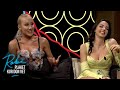 Roberti U Tregon Nje Barcolete Vajzave