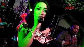 Download lagu CUMA KAMU   Koming Feat Wiwik  OM TROMIC'S JEPARA mp3