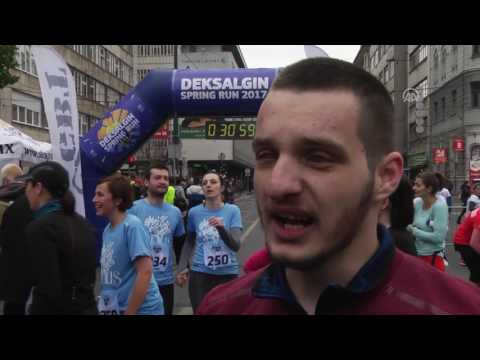 Slijepi trkač Mustafa Mehić istrčao još jednu trku na ulicama Sarajeva