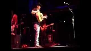 Dance Baby Dance   ( Chris Cagle - LIVE )