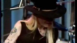 Johnny Winter&#39;s awesome speed in &#39;Sound the Bell&#39; 1987 Sweden in a tv studio