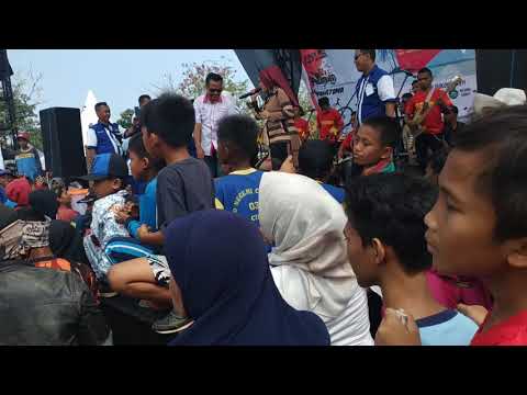 Gebyar masyarakat Garut Selatan with Eva KDI