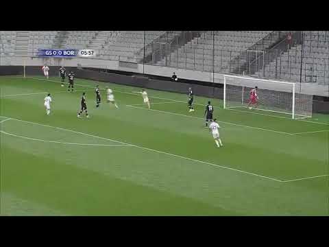 Ryan Babel's stunning backheel goal! Does it deserve the Puskas award？