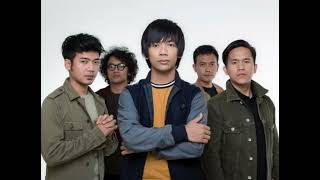 Download lagu D'Masiv - Cinta Sampai disini ( No Guitar ) Backing Track mp3 Download lagu D'Masiv - Cinta Sampai disini ( No Guitar ) Backing Track mp3