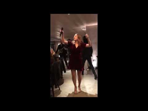 Roaming Band With Female Vocals For Weddings & Events - Live Music