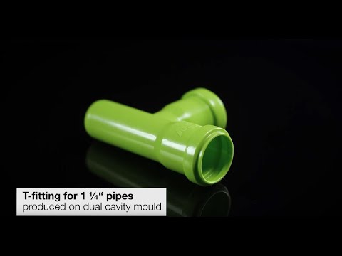 Space-saving solution for big, protruding moulds | Production of T-fitting for 1 ¼” pipes