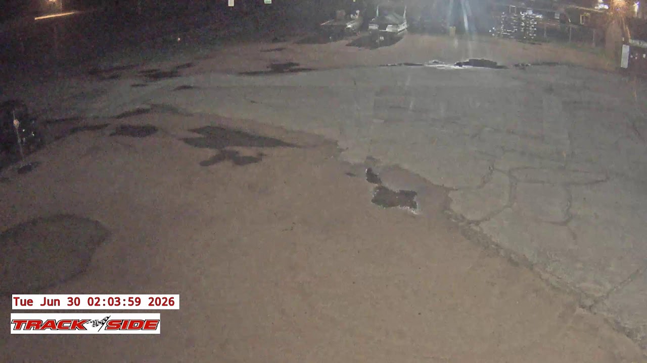 Live webcam view of Cámara del Concesionario Trackside