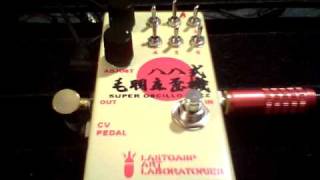 Video thumbnail for Lastgasp Art Laboratories - Super Oscillo Fuzz 88 by Dennis Kayzer