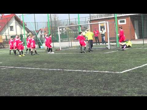 EKS Kolektyw Radwanice - Lider Borów 14.04.2012 Młodziki Part 00