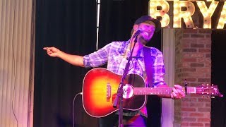 RARE: Luke Bryan (Acoustic) – &quot;Sunrise Sunburn Sunset&quot; LIVE // NASHVILLE // Broadway 2018 LUKE&#39;S 32