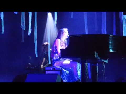 Birdy - Wild Horses (Hamburg, 01.10.2016)