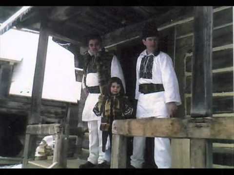 Canta cucu'n Bucovina !~ Vasile Mucea ~  .wmv