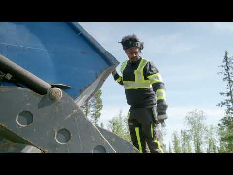 Peo har vatten i containern i Svenska Truckers säsong 5