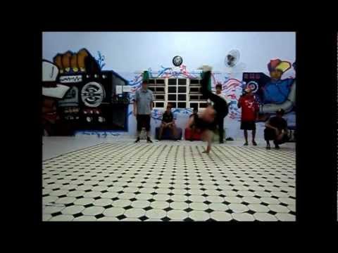 Bboy Levinho (Action Break´s Crew)