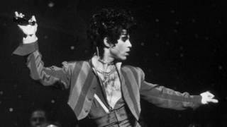 Prince covers &quot;I&#39;ll Take You There&quot; 1993 Live