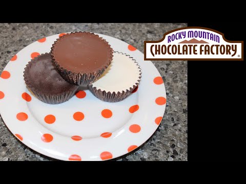 Baldes de manteiga de amendoim da Rocky Mountain Chocolate Factory: confecção branca, leite e revisão escura