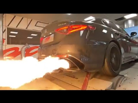 Alfa Romeo Giulia Quadrifoglio Stage 2 with Akrapovic Exhaust 🔥🔊