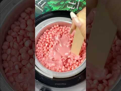 Satisfying overflow wax melt down! #yeelen #yeelenwax #wax #waxing #asmr #hardwax #waxbeads