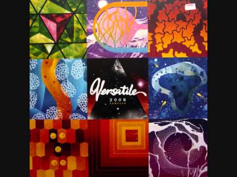 Chateau Flight - La Roquette (Original Mix)