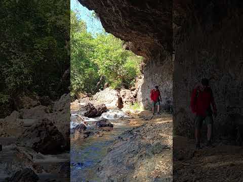 Gruta Ponte de Pedra I em Paraúna Goiás.