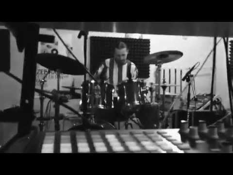 VSHOOD feat. Miss God - Back to the rhythm (playing live instrumental tribal trap)