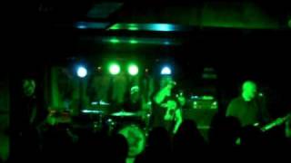 4Lyn - Beautiful Waste