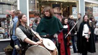 Schabernack spielen die schwedische Polka!