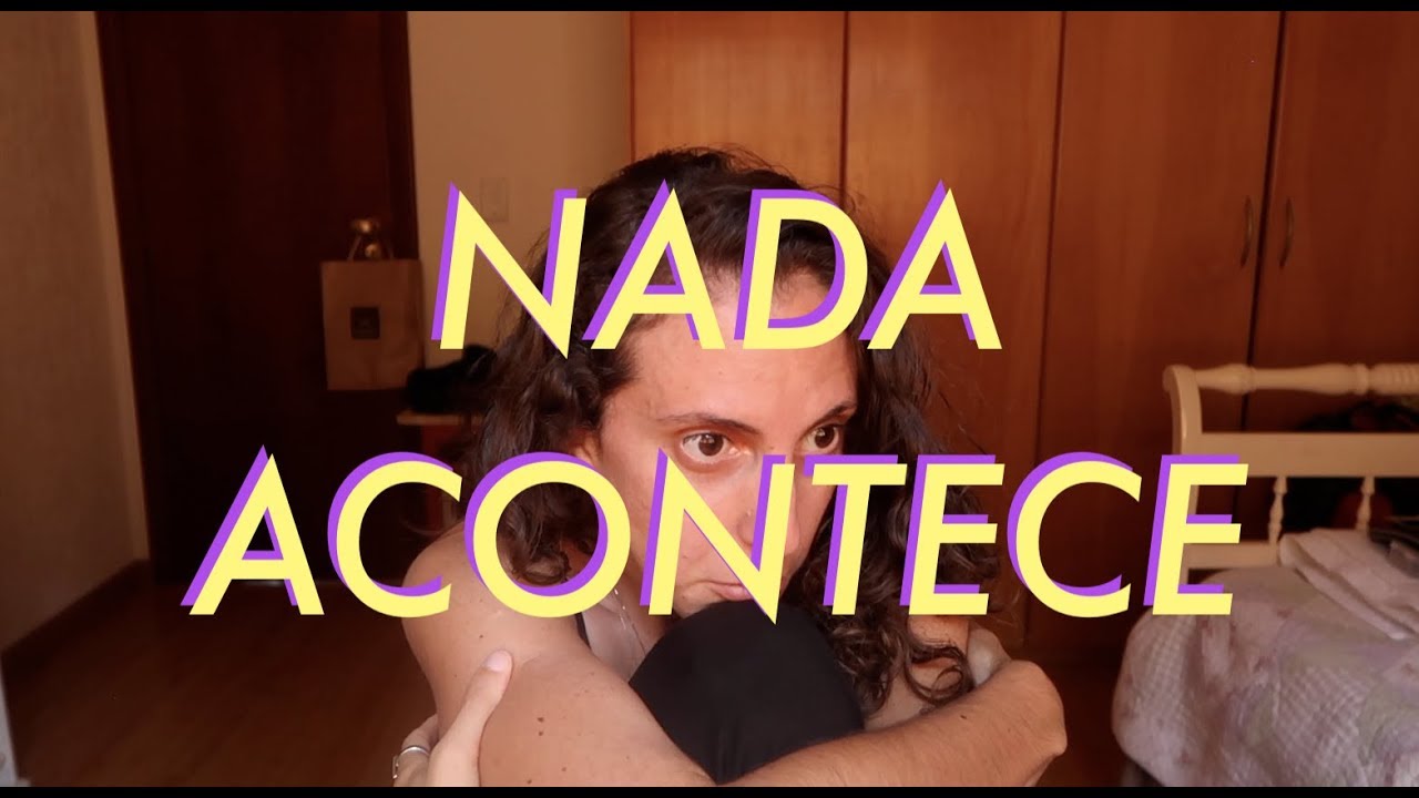 E DO NADA CAI UM SAPO