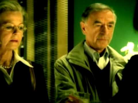 Schweppes TV Spot: Surprise Visit/ Ueberraschungsbesuch (Aired in 2006 in Germany)