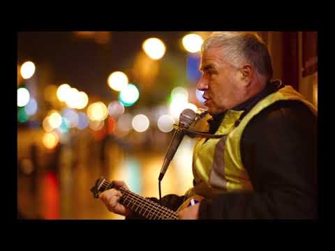 Eric Gudmunsen Ryanair comedy song (Highwaymen in the Sky)