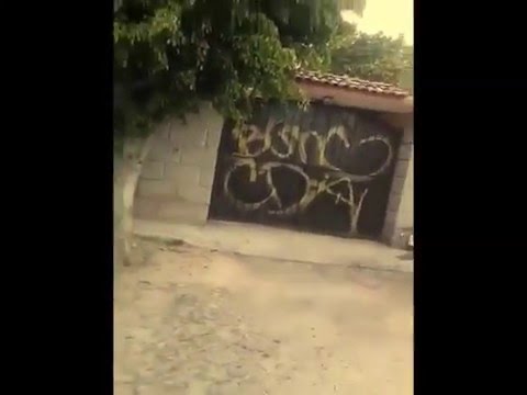 Pandilleros del CDA BSNC PIGS MXM vandalizan casa de un chalan de la rata castro