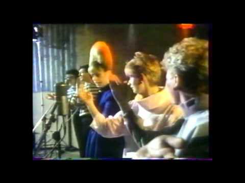 Mari Wilson   Just what I always wanted