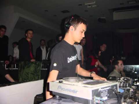 Radio Italia Network Elenoire -  Satoshi Tomiie -  2002