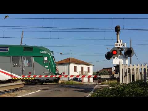 Spoorwegovergang Castelletto Po (I)//Railroad crossing//Passaggio a livello